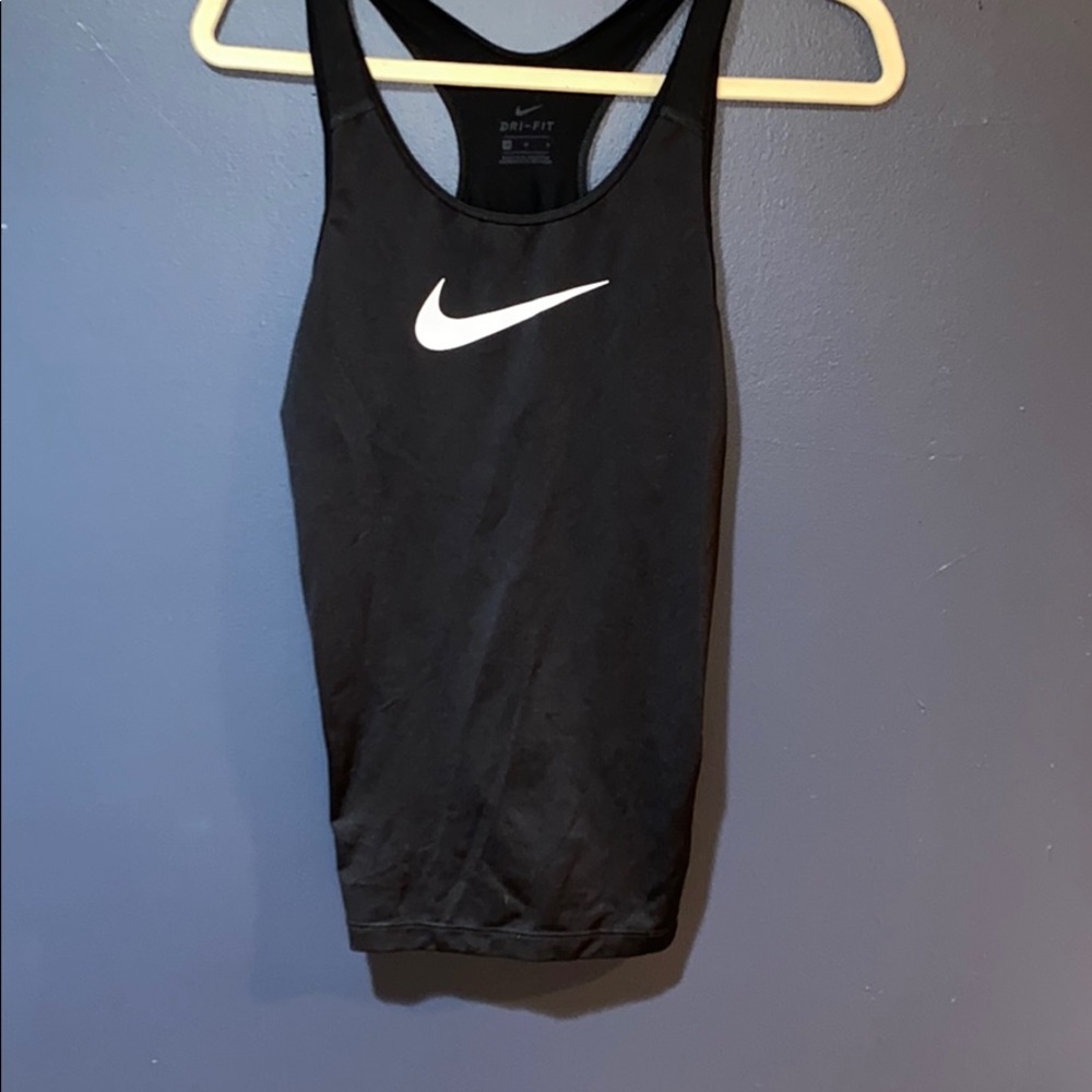 Black Nike swoosh tank top